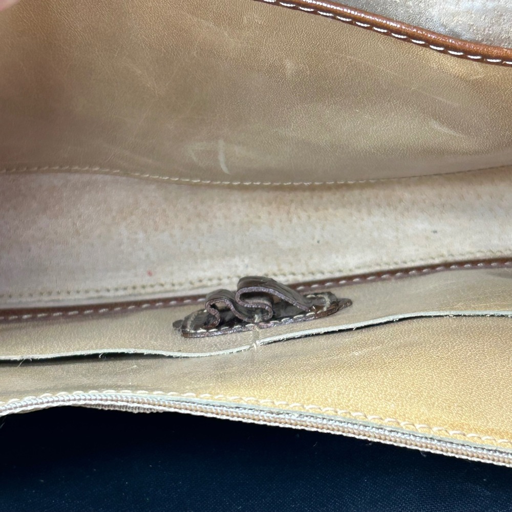Vintage Brahmin Crossbody Bag Clutch Made in USA Tan Brown Croc Embossed Leather - Picture 12 of 16